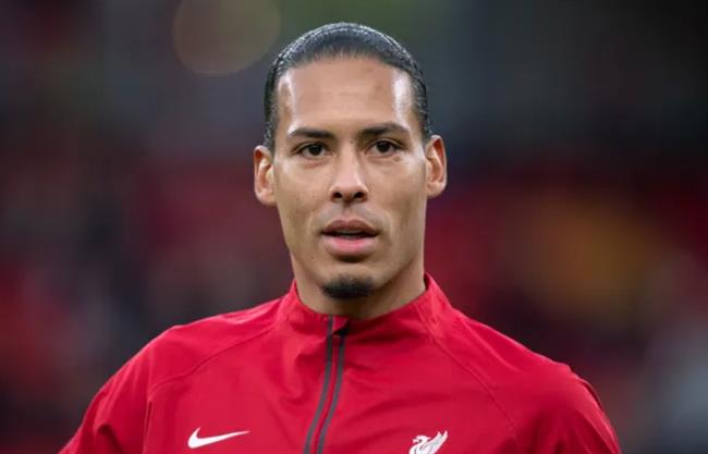 Virgil van Dijk danh gia cuc cao Chelsea cua Enzo Maresca