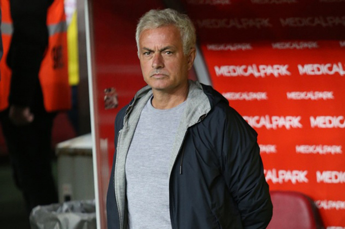 Mourinho không vui khi Fenerbahce không thẻ giành chiến thắng