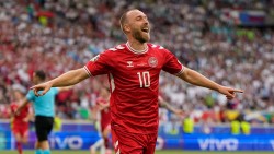 Tiền vệ Christian Eriksen ghi bàn thắng ở EURO sau 1.100 ngày bị ngưng tim