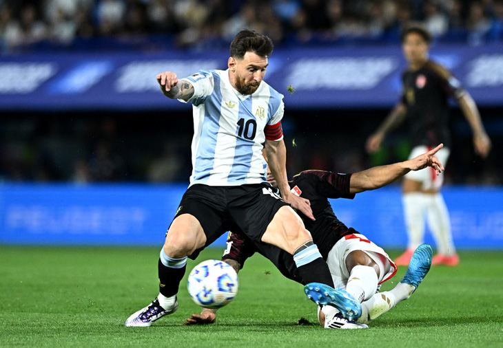 Messi kiến tại đẳng cấp giúp Lautaro Martinez ghi siêu phẩm ở vòng loại World Cup 2026 - Ảnh 1.