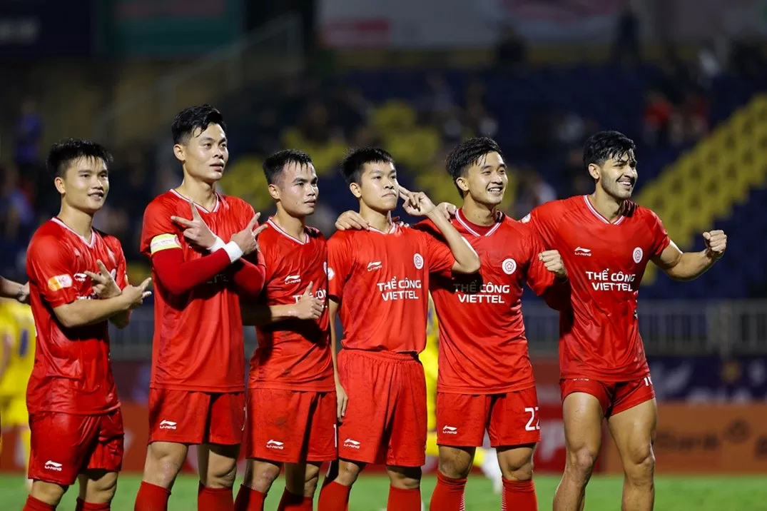 CLB Viettel đại thắng 5 sao, vươn lên top 3 V-League 2024/25