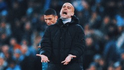 Man City mất điểm không tưởng, HLV Pep Guardiola tự làm xước mũi