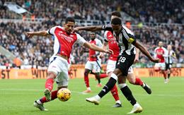 William Saliba: Arsenal xứng đáng thua trước Newcastle