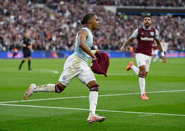 TRỰC TIẾP bóng đá West Ham vs MU (1-1): Casemiro gỡ hòa cho MU - Ảnh 3.