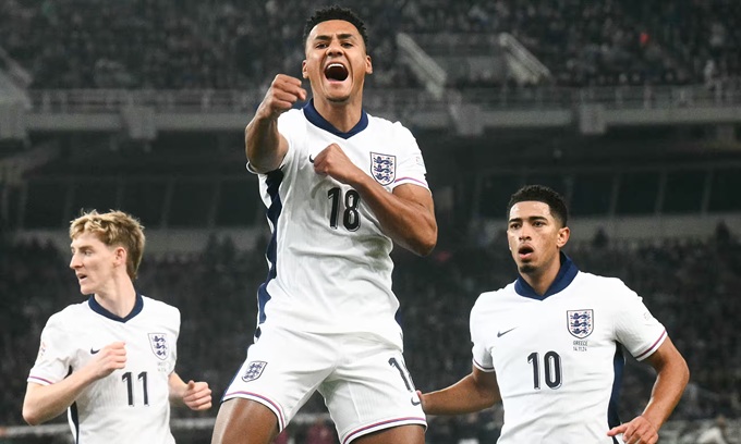 Ollie Watkins đã chơi xuất sắc khi thế chỗ Harry Kane trên hàng công ĐT Anh