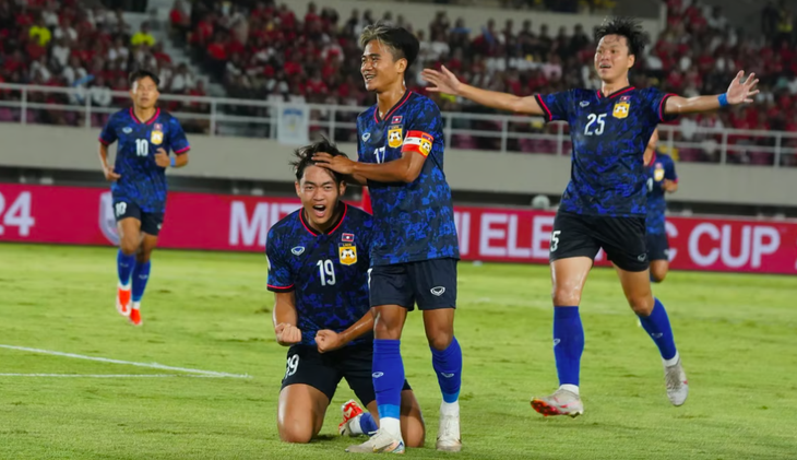 Cú sốc tại ASEAN Cup 2024: Tuyển Lào cầm hòa kịch tính Indonesia trong trận cầu 6 bàn thắng - Ảnh 1.