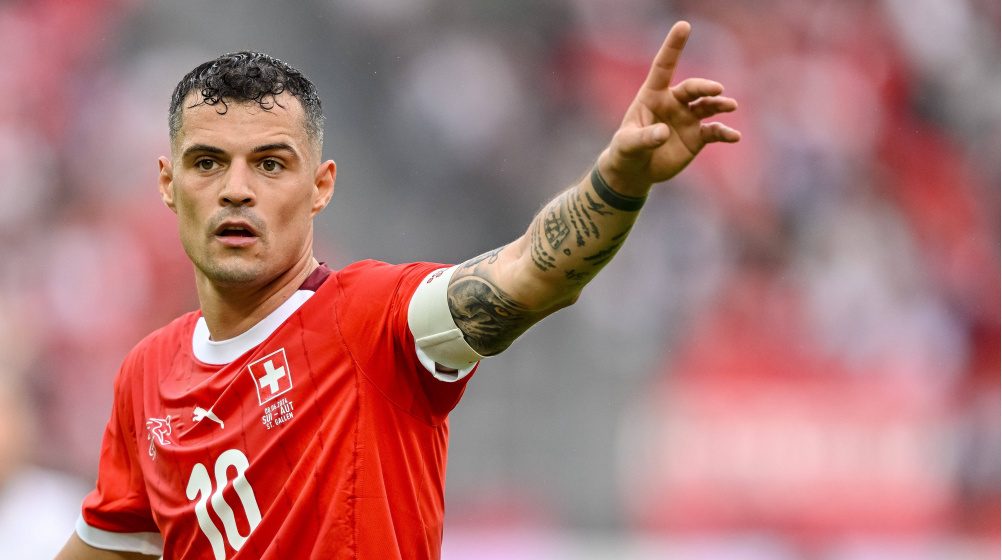 Xhaka là người Albania nhập tịch nhưng giờ đang là thủ quân của ĐT Thuỵ Sỹ