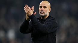 Pep Guardiola không muốn trốn chạy khỏi sóng gió tại Man City