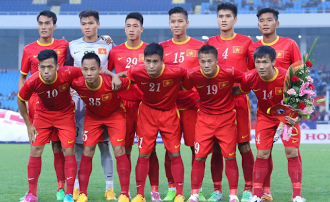 Thành phần của tuyển Việt Nam trong một trận đấu tại AFF Cup 2014. Ảnh: Minh Tuấn