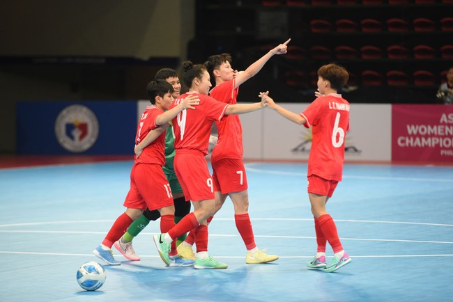 Vượt mặt Thái Lan, futsal nữ Việt Nam sẵn sàng đến World Cup - Ảnh 1.