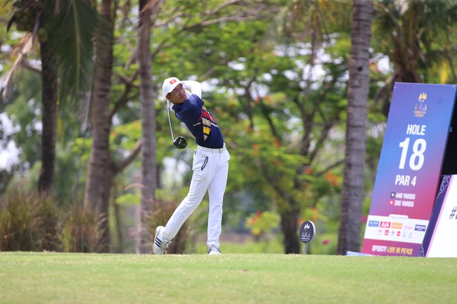 Golf thủ giành HCV SEA Games đầu tiên cho Việt Nam gia nhập đội tuyển golf hàng đầu nước Mỹ - Ảnh 1.