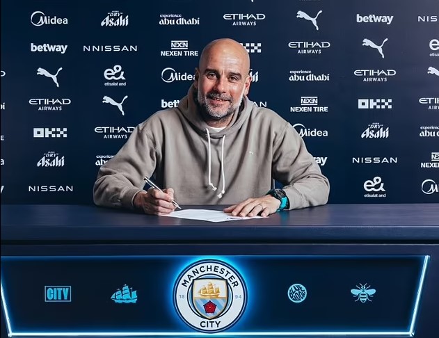 Pep Guardiola chính thức kí hợp đồng mới với Man City, tiết lộ lý do thực sự đã được hé lộ - Ảnh 1.