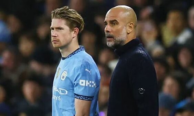 De Bruyne đang mâu thuẫn với Pep?