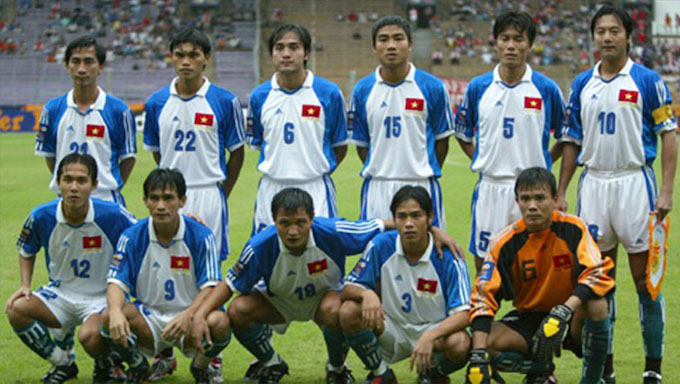 Đội hình chính của tuyển Việt Nam tại AFF Cup 2002. Ảnh: Tư liệu